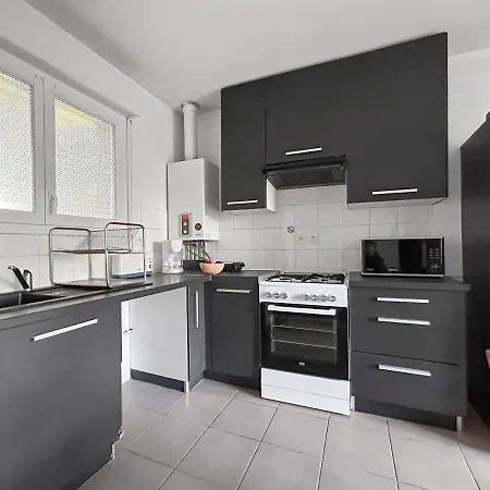 Balcon & Parking A 100m De La Apartment *